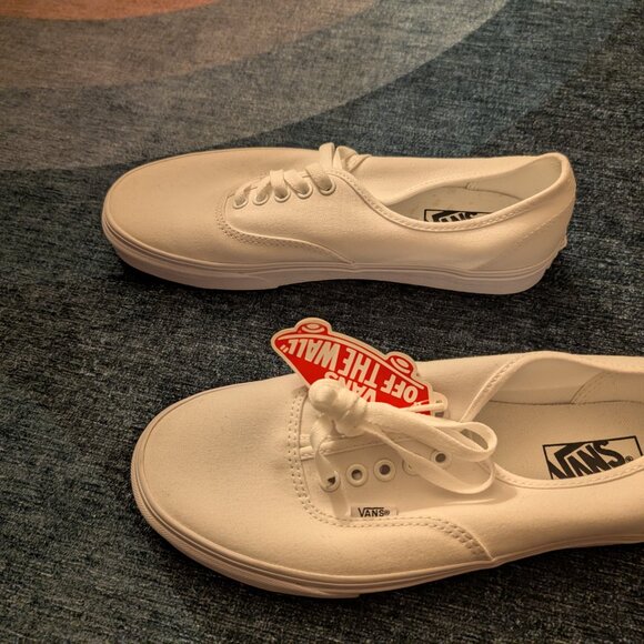 [New] Vans White Sneakers - Men's Size 9.5 - Picture 2 of 5